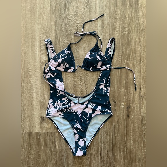 Patterned Bikini Bottom - Picture 2 of 2